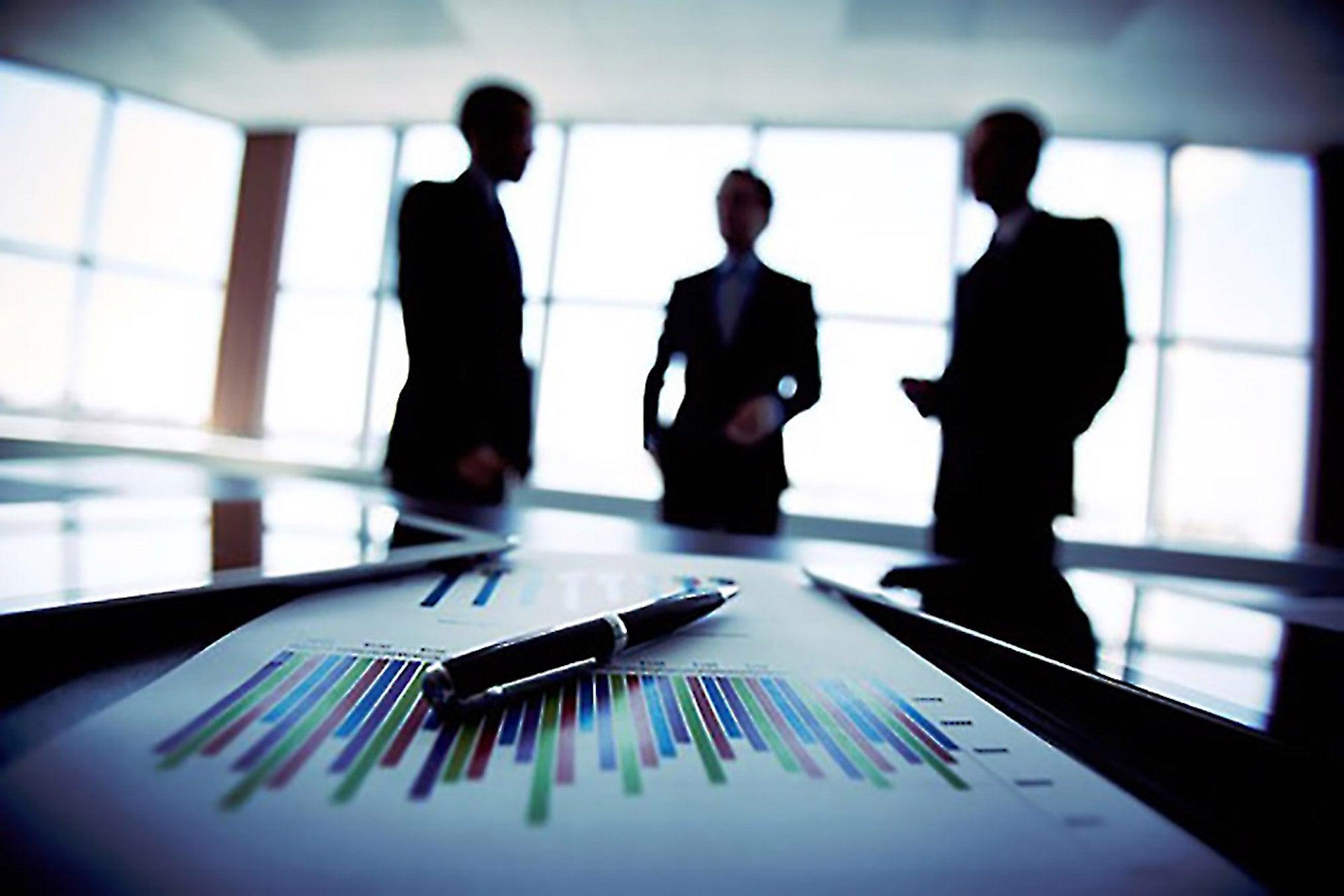 Strategic Recommendations for Investors: Navigating the Market After Stellar Earnings