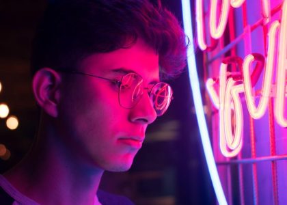 Meta Launches Thread Video Ads and Revives Facebook Live Ads