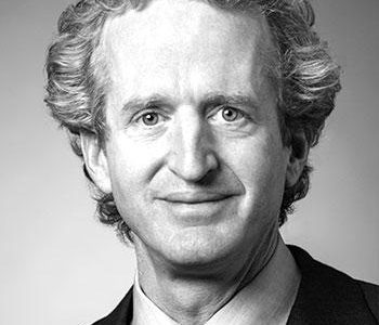 Davis Selected Advisers Reduces Stake in Meta Platforms