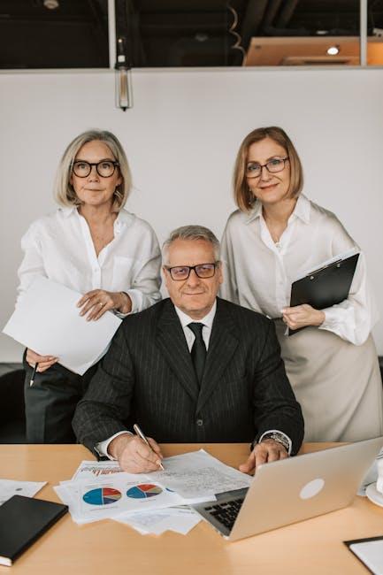 Strategic Shifts: Insights from Executive Discussions on ⁣Competitor Analysis