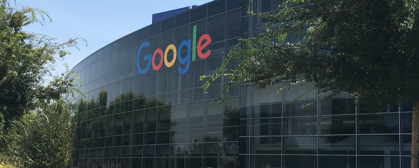 Google Answers Why Landing Page Ranks For An E-Commerce Query