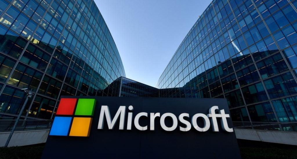 Big Tech: Microsoft, Meta beat forecasts, calm investor jitters