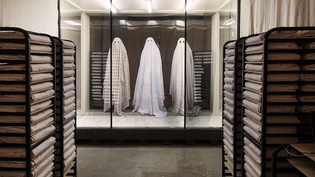 The Rise of Ghost Stores and their Impact on Australian Consumers