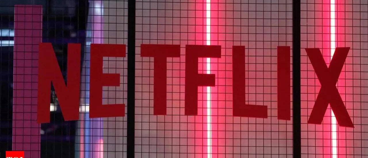 Stock Movers: Netflix, Meta, CrowdStrike